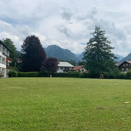 In Mit Wundervollem Bergpanorama Oberstdorf