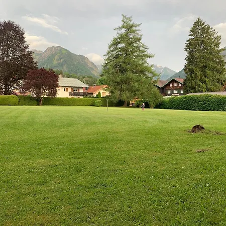 In Mit Wundervollem Bergpanorama * Oberstdorf